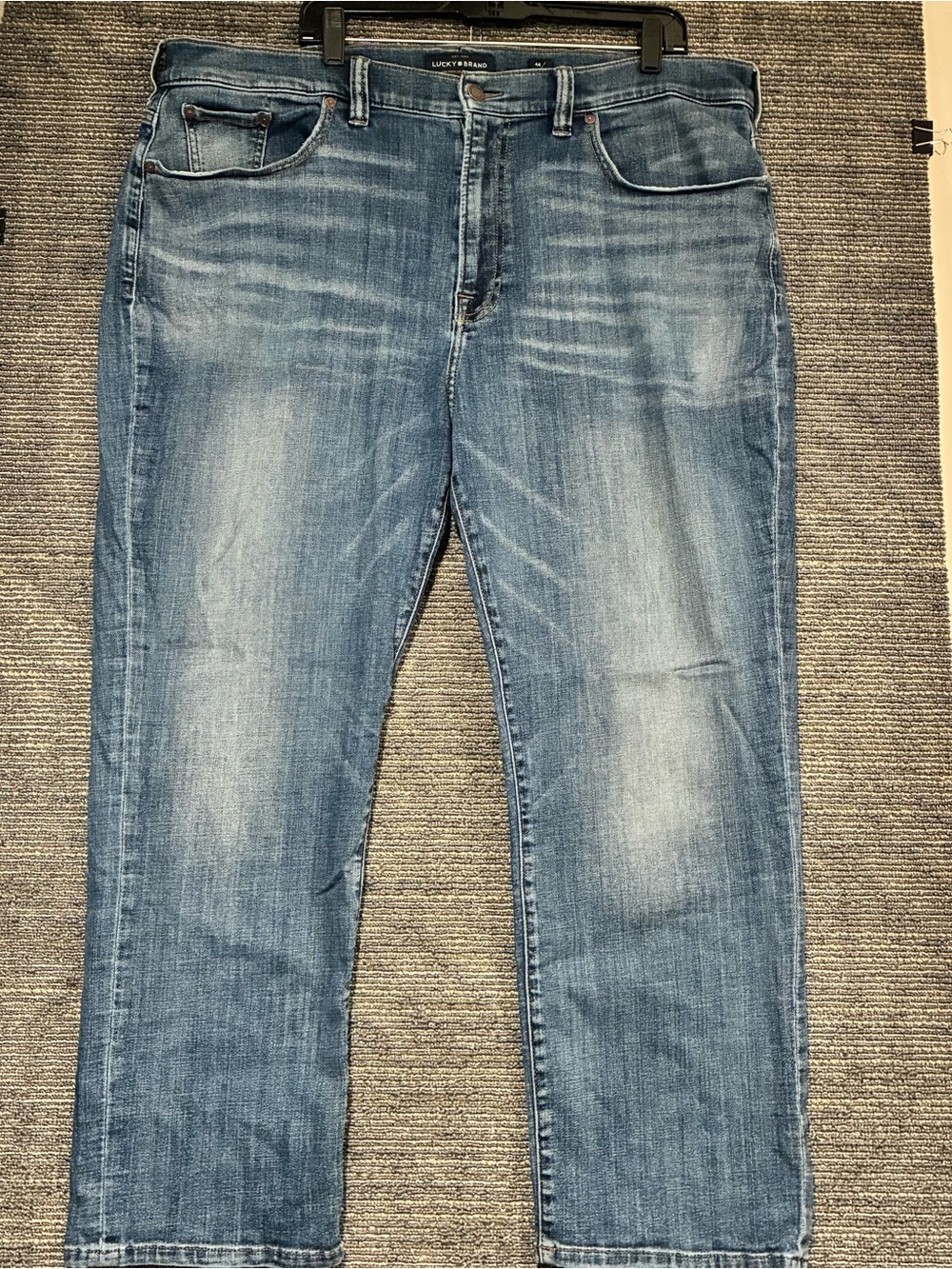 Lucky Brand Men's Athletic Fit Blue Washed Super Soft Jeans Sz 44x30